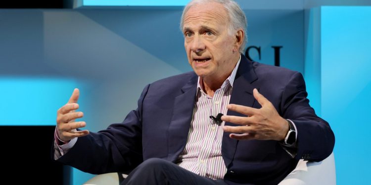 U.S. Must Slash Deficit to 3% or Face Debt “Death Spiral,” Warns Ray Dalio