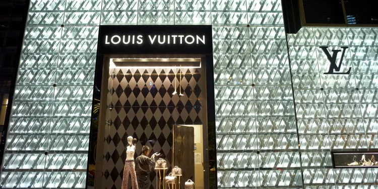China’s Wealthy Shoppers Shift Priorities, Leaving Luxury Brands in the Lurch