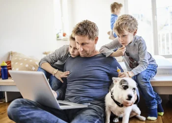 Fix work-life balance: 8 signs yours is slipping