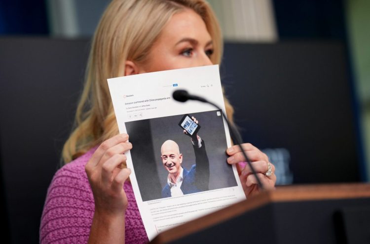 Andrew Harnik—Getty Images