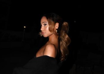 How this entrepreneur grew her blog into a thriving luxury clothes subscription business