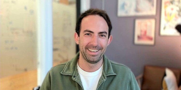 This ex-Palantir engineer is building AI agents for your data—and 1,500 teams are already using them