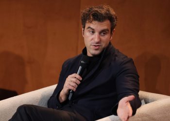 Airbnb CEO Brian Chesky Says He Took Night Classes With Barack Obama—And Even Did Homework