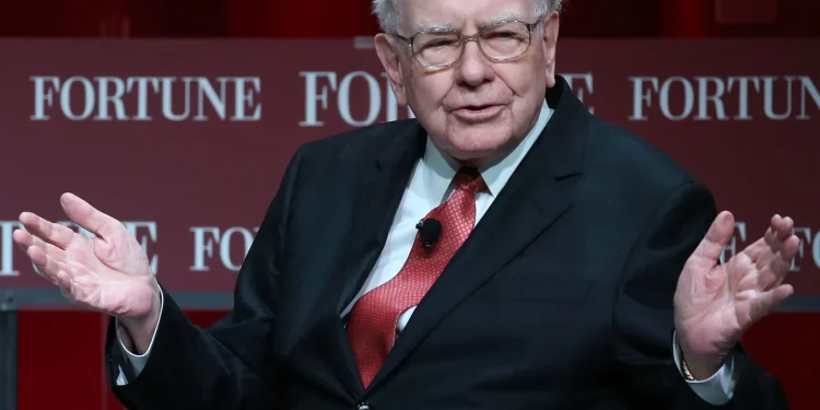 Warren Buffett stock picking habits defy his own advice