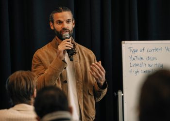 How Matt Gray created the operating system founders didn’t know they needed