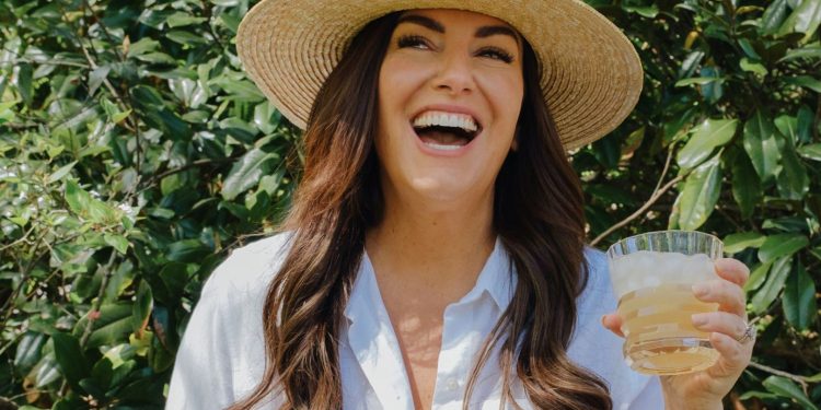 The step-by-step model Amy Porterfield used to build a $120M course brand