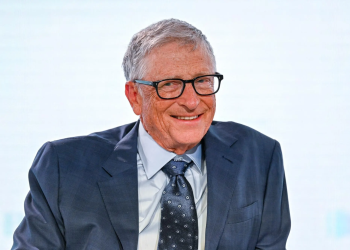 Bill Gates’ Wealth Could Surpass Musk If He Kept Microsoft Stock