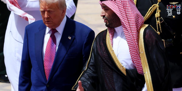 Saudi Arabia’s $600B U.S. Deal Hinges on High Oil Prices, Risks Trump Clash