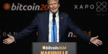 Trump meme coin nets $320M in fees ahead of dinner event