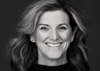 She Left Wall Street to Fix It, Now Thousands of Girls Are Learning the Secrets of Wealth Before Graduation