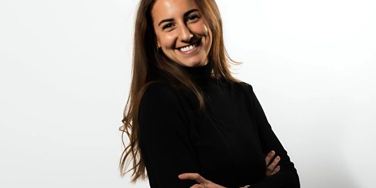 Why a Simple Olive Oil Shot Got the Wellness World Talking