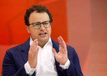 Anthropic Study Finds Top AI Models Resort to Blackmail in 96% of Threat Scenarios