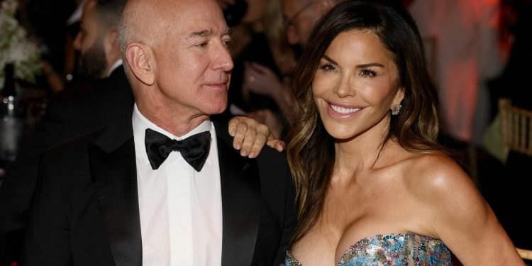 Jeff Bezos Rewrites His Prenup Playbook in Second Marriage
