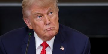 Trump’s $1,000 Baby Investment Plan Sparks Praise – and Backlash