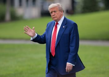 Trump’s Chip Tariff Threat Sparks Backlash Across U.S. Industries