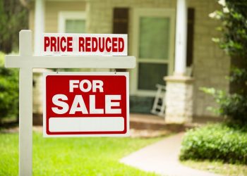 Home Prices Dip in Top U.S. Cities as Housing Market Shifts