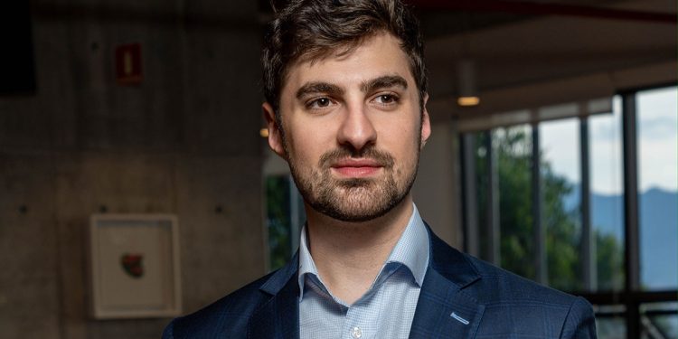 Why Forbes and Sam Altman are betting on this young founder’s credit card startup