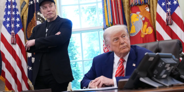 Elon Musk Distances Himself From Trump: ‘I Don’t Want to Take Responsibility’