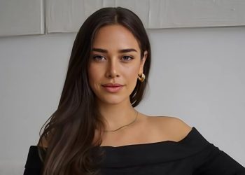 How This Brand Leader Raised $5M Through a Football Game and Changed Startup Marketing Forever