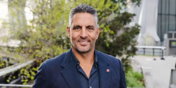 How Mauricio Umansky Built a $50B Real Estate Empire Without Playing by the Old Rules
