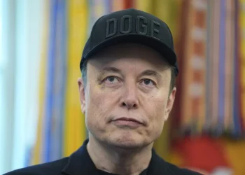 Musk sues Apple: xAI files antitrust suit over iPhone AI integration