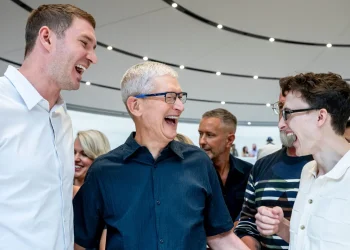 Apple subscription boosted by smarter bundling