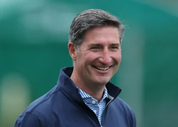 Starbucks pay raise: flat 2% for salaried staff as merit system ends