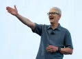 iPhone holographic: Apple teases 3D effect in iOS 26