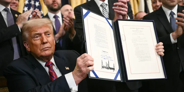 Trump Media’s Crypto Gamble: MicroStrategy Playbook Revisited