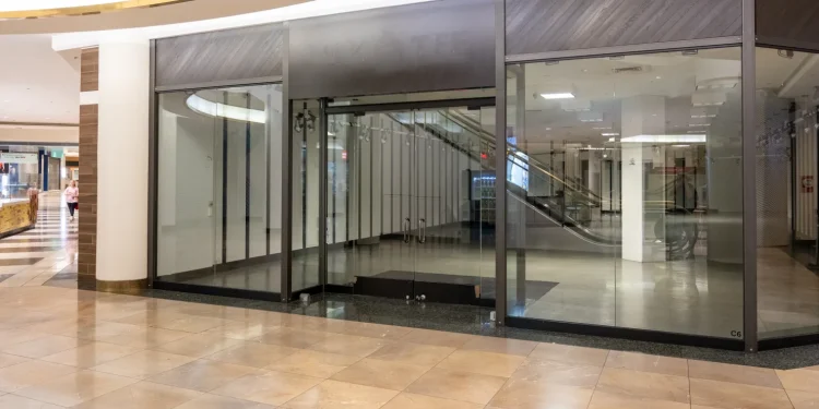 U.S. Mall Decline Creates Sweetened Deals for Local Businesses