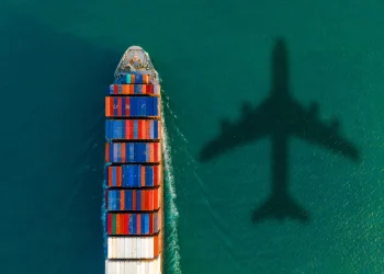 China’s August Exports Fall as U.S. Trade Tensions Escalate