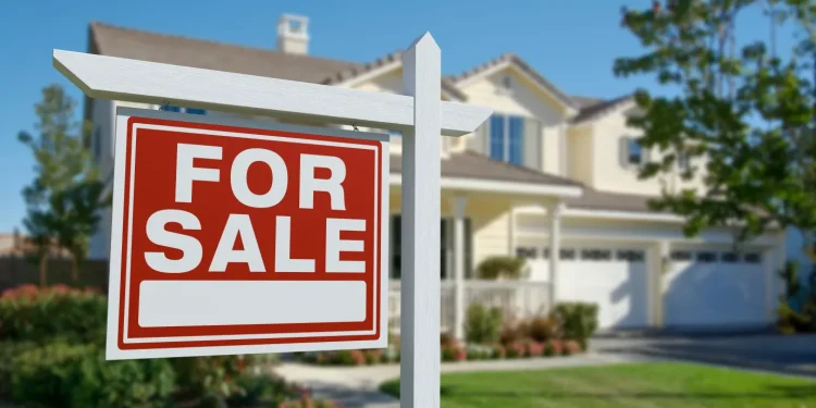 Average U.S. Homeowner Lost $9,200 in Equity, Market in Long-Term Correction