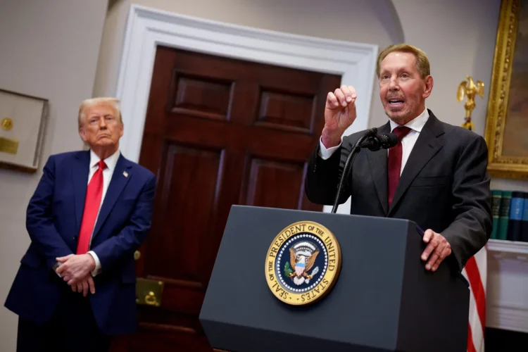 Andrew Harnik—Getty Images