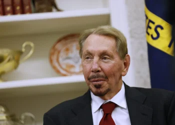 Larry Ellison Tops Elon Musk as World’s Richest Person