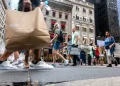 Moody’s Warns Economy Hinges on Rich Americans Spending, Risks Recession