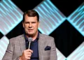 Ford CEO Warns of Worker Shortage in AI and Manufacturing