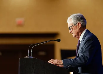 Fed’s 2025 Rate Cuts Fade Into Doubt