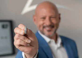 Starkey Unveils AI-Powered Hearing Aid: ‘The Ear Is the New Wrist’
