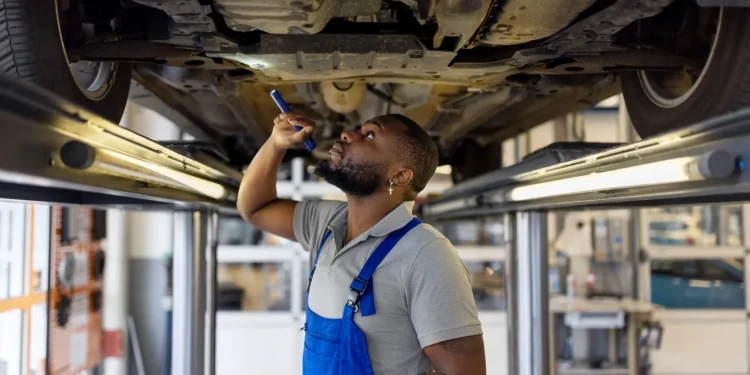 Larry Summers Praises Ford CEO’s ‘Essential Economy’ Vision