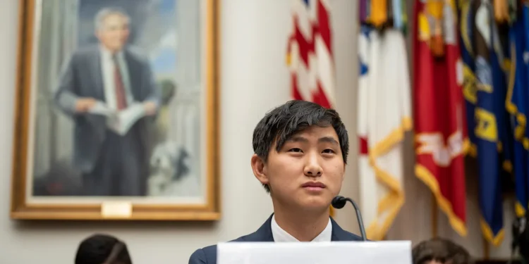 Meta Cuts 600 AI Jobs While Expanding in Other Divisions