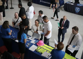 U.S. Job Market Weakens as Trump Eyes the Future