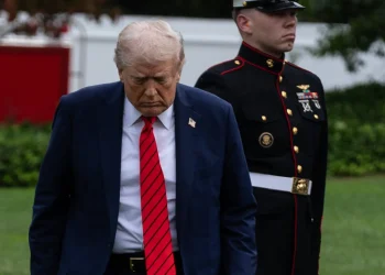 Dow Futures Surge 400 Points as Trump Boosts Market Optimism on China