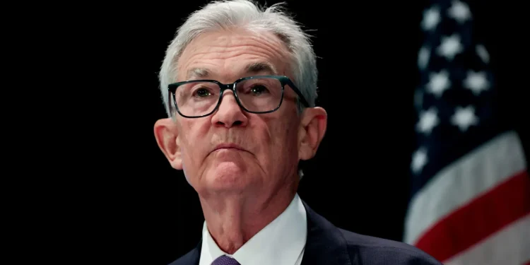 Powell Calms Wall Street as Trump’s Soybean Feud With China Escalates