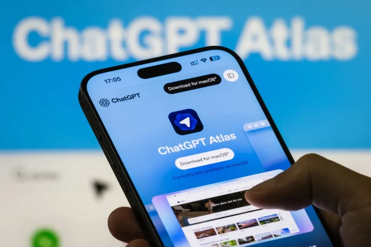 OpenAI’s new AI browser sparks fears of data leaks and malicious attacks.