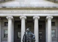 U.S. National Debt Hits $38 Trillion as Budget Committee Warns of Political Paralysis