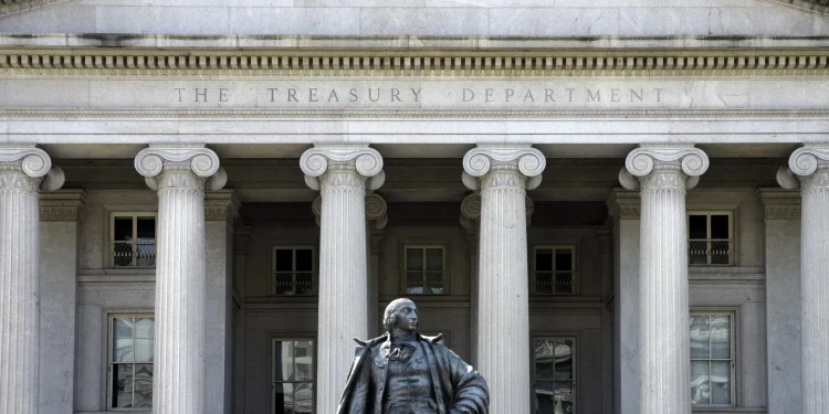 U.S. National Debt Hits $38 Trillion as Budget Committee Warns of Political Paralysis