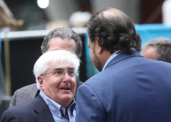Ron Conway Resigns from Salesforce Board After 25 Years, Criticizes Marc Benioff