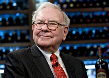 Warren Buffett Bets $1 Billion on Homes, Beer, and Gas as Consumer Priorities Shift