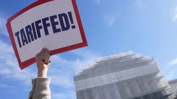 Nathan Howard | Reuters