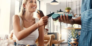 Gen Z Calls Using Cash ‘Cringe,’ Says New Survey